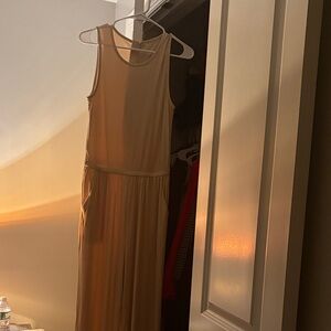 Elegant Tan Sleeveless jumpsuit size M new without tags